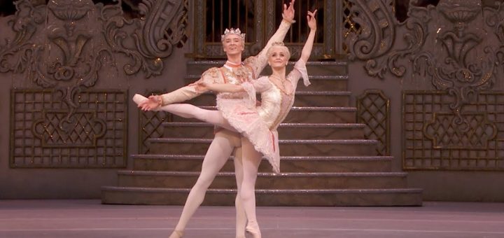Pas de deux